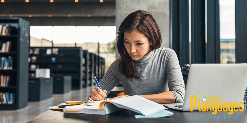 Học tiếng Anh online cho người lớn: Phương pháp học đơn giản, phù hợp với người bận rộn