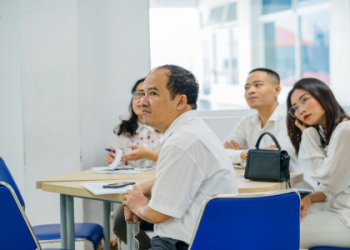 Muốn giỏi tiếng Anh? (Đây là cách dạy tiếng Anh cho người lớn dành cho bạn)