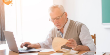 Tiếng Anh cho người lớn tuổi online: Bí kíp học hiệu quả tại nhà!