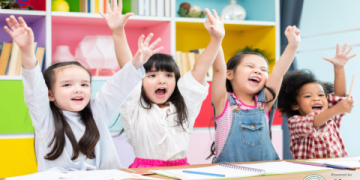 Người lớn tuổi tự học tiếng Anh thế nào? Bí kíp học hiệu quả!