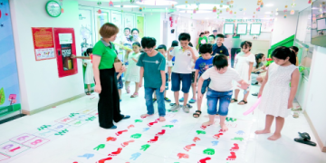 Hướng dẫn xây dựng bài thuyết trình tiếng Anh cho trẻ em (Đơn giản, hiệu quả)