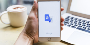 Dịch tiếng Việt sang tiếng Anh online: So sánh các trang web dịch phổ biến nhất.