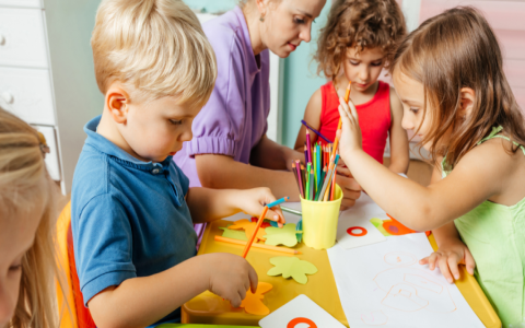 Phim phụ đề tiếng Anh cho trẻ em: Tuyển tập phim hay giúp bé vừa học vừa chơi!