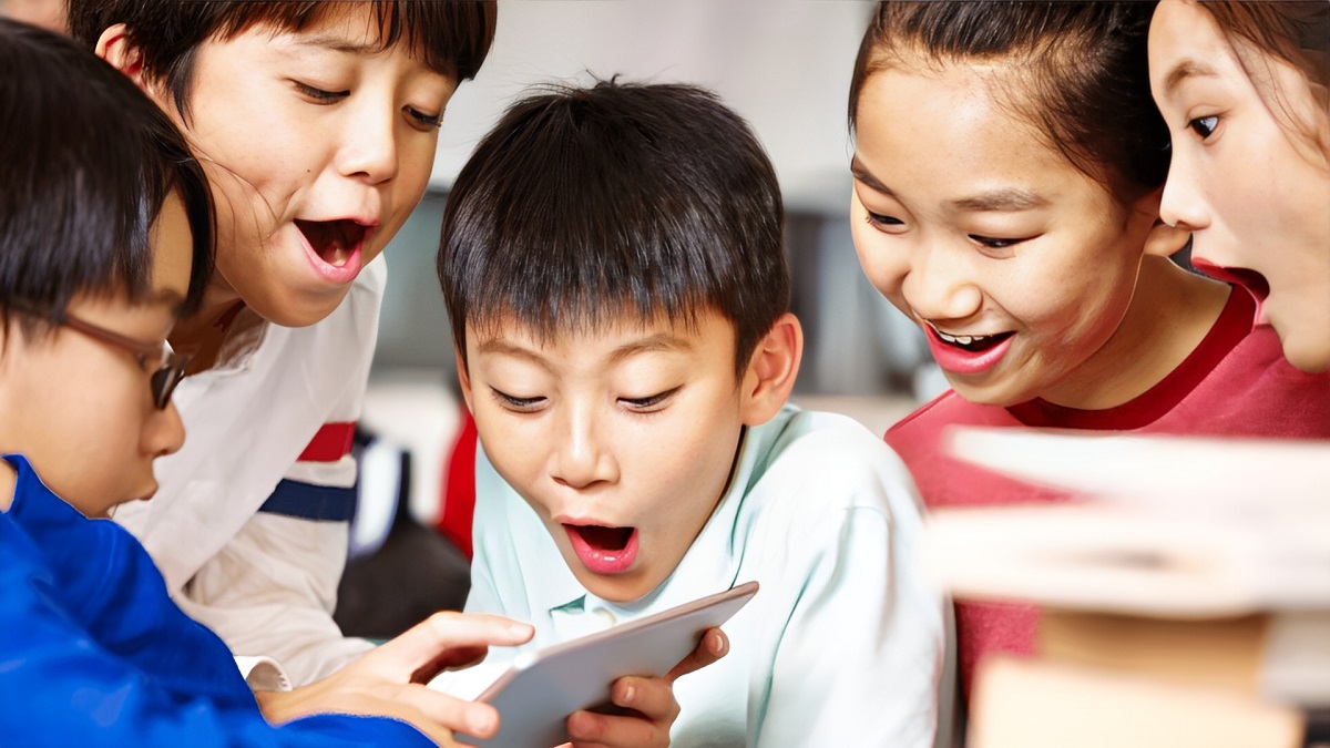 Học tiếng Anh trẻ em Language Link: Bé yêu thích, ba mẹ hài lòng!