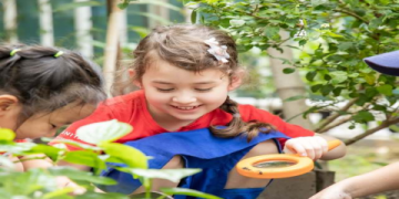 Tìm hiểu về bạo hành trẻ em tiếng anh: Nguyên nhân, hậu quả và cách can thiệp