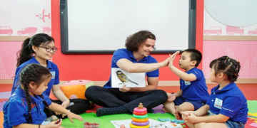 Bí quyết dạy các từ vựng tiếng Anh cho trẻ em: Giúp con hứng thú học tập.