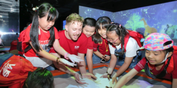 Tự học giáo trình tiếng anh chuyên ngành hóa học sao cho hiệu quả? (Bí quyết từ các chuyên gia)