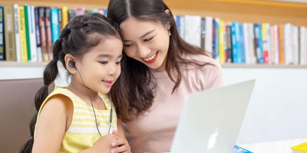 Bí quyết giúp bé học tiếng anh trẻ em hứng thú (Không còn sợ tiếng Anh)