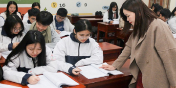 Điểm tiếng anh lớp 11 chưa cao? Cách này giúp bạn bứt phá!