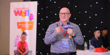 Tại sao cần đổi mới phương pháp dạy học môn tiếng Anh? (Giúp trò học tốt hơn nhiều)