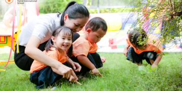 Lớp tiếng Anh trẻ em học phí bao nhiêu? Cập nhật bảng giá mới nhất.
