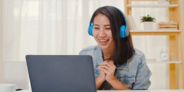 Giải đáp nên học tiếng Anh bao nhiêu giờ một ngày (Lộ trình học tập khoa học nhất).