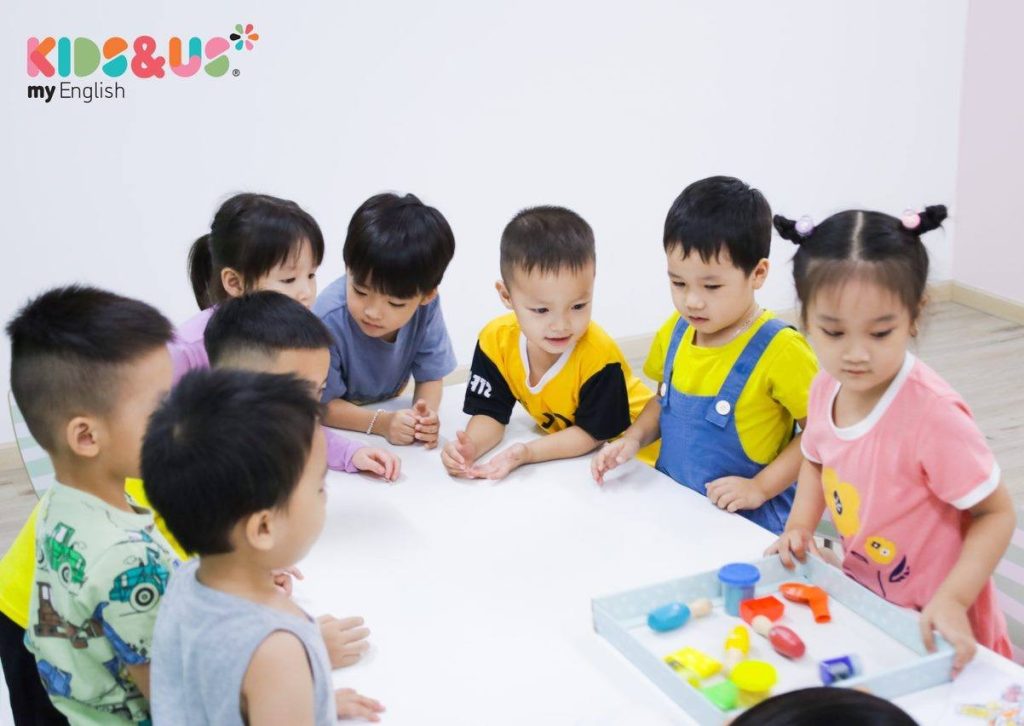 Mô hình dạy tiếng Anh cho trẻ em hiệu quả (bí quyết giúp con học giỏi).