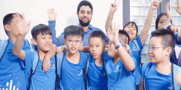 Bé `học tiếng anh màu sắc trẻ em` nhanh nhất qua đâu? Những trò chơi thú vị lắm nè.