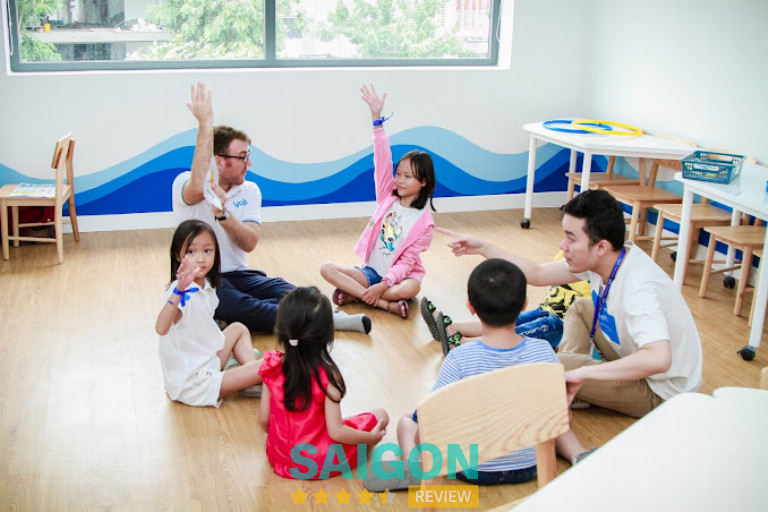 Review câu lạc bộ tiếng anh cho trẻ em ở tphcm: Nơi nào đáng để ba mẹ gửi gắm?