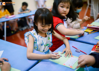 phương pháp học tiếng anh qua bài hát trẻ em giúp con học hiệu quả